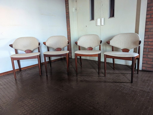 4 Vintage Cowhorn Chairs - Mahjongg -1965