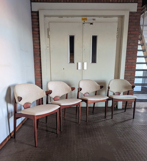4 Vintage Cowhorn Chairs - Mahjongg -1965