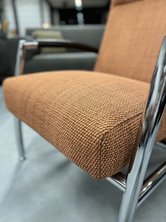 Image 1 of Leolux Helical Armchair fabric Design chair 