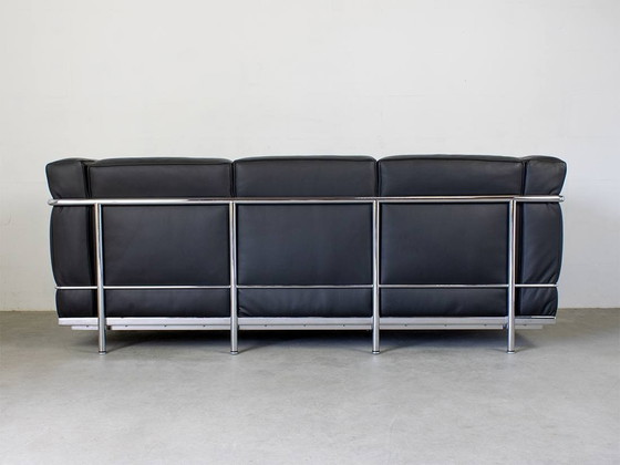 Image 1 of Cassina Lc2 3 -Seater Design Lecorbusier Leather/Black