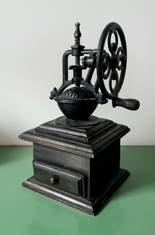 Hand-Cranked Coffee Grinder