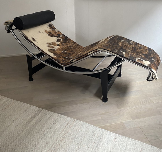 Image 1 of Cassina LC4 Chaise Longue