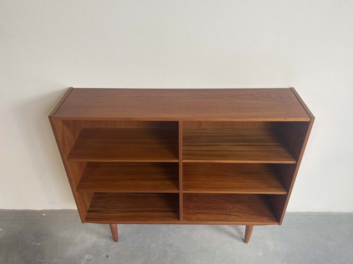 Danish bookcase in teak (m)