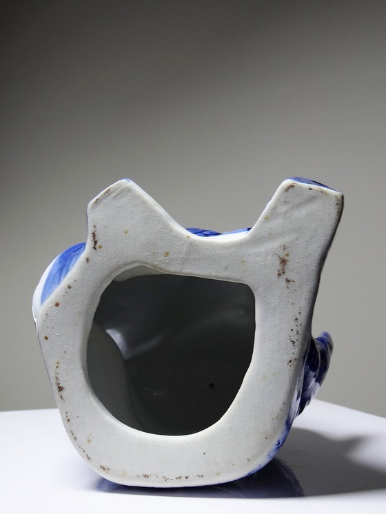 Image 1 of Subject Porcelaine Chinoise Bleu Et Blanche "Garçon À La Carpe" 70-80'S