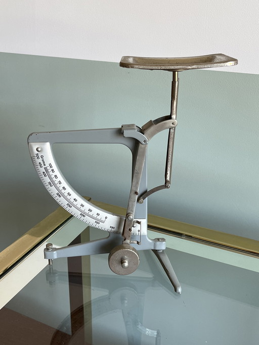 Bilancia postale d&#39;epoca