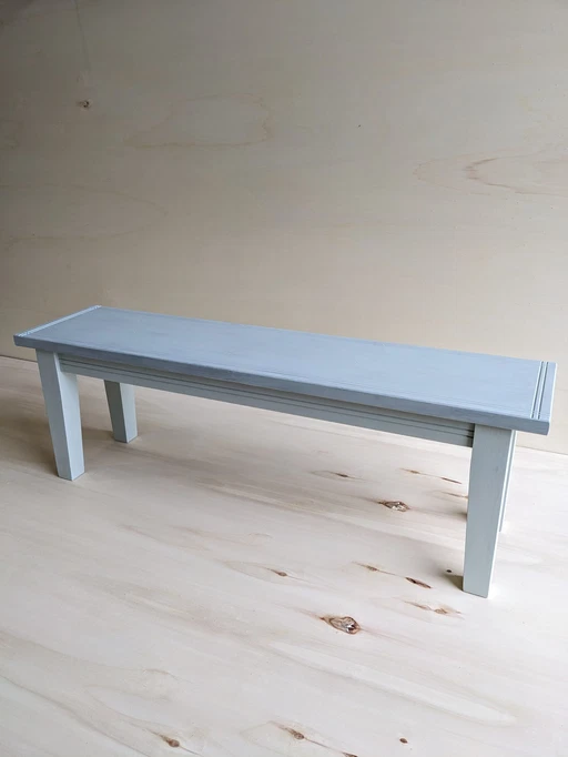 Banc ou table d'appoint moderne en pin