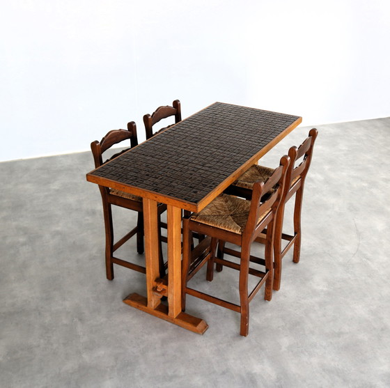 Image 1 of Vintage bar table with 4 chairs