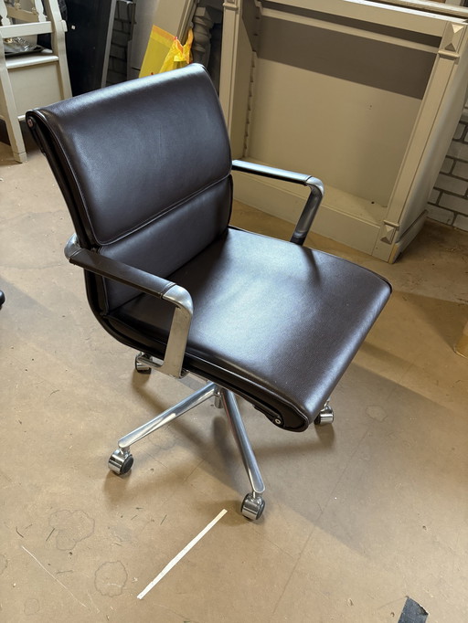 Icf Una Chair Leather Executive Office Chair Medium Back