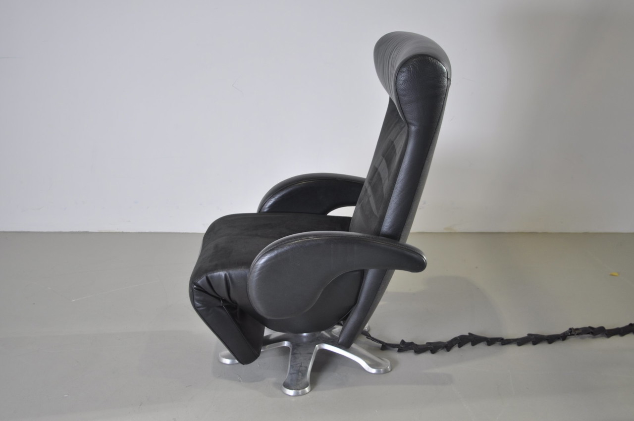 Leolux Helical relax armchair