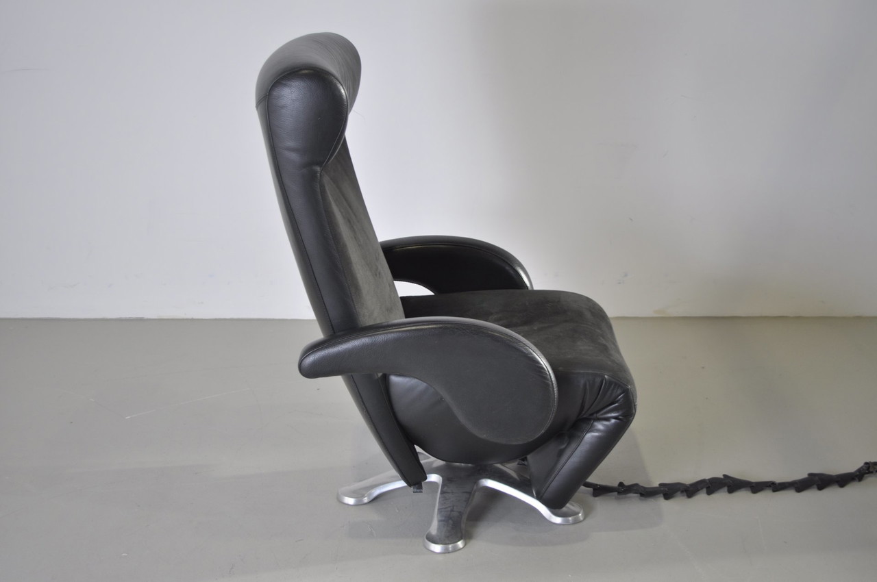 Leolux Helical relax armchair