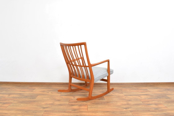 Image 1 of Oak Ml33 Rocking Chair By Hans J. Wegner For A/S Mikael Laursen, 1950S