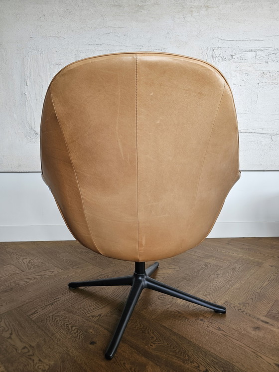 Image 1 of Bo Concept lounge leather chair