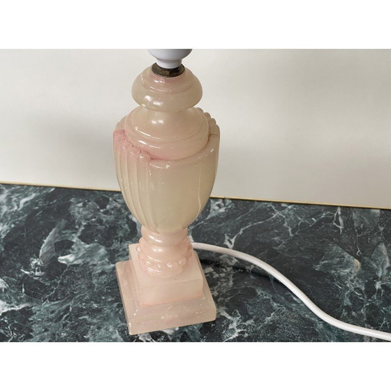 Image 1 of Lampada vintage in alabastro rosa nei colori pastello