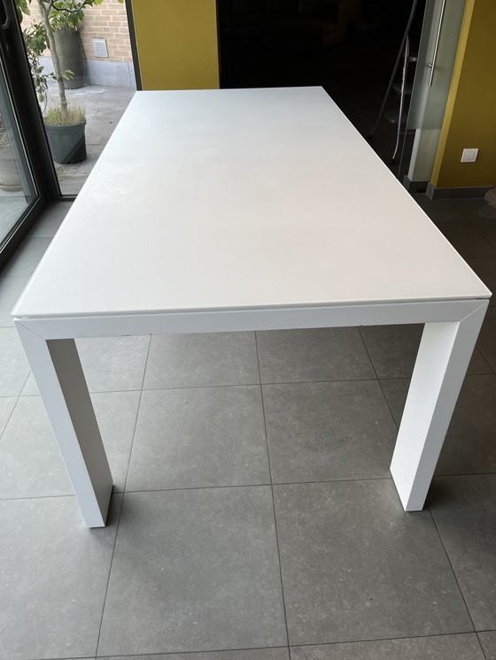 Image 1 of Kettnaker Table