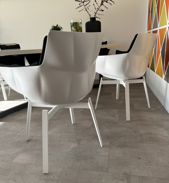 Image 1 of BB Italia Seven Dining Table + 6 BB Italia Husk Swivel Chairs