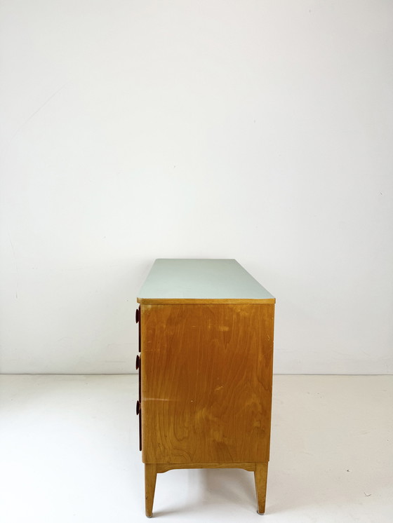 Image 1 of Commode vintage remise à neuf de Suède