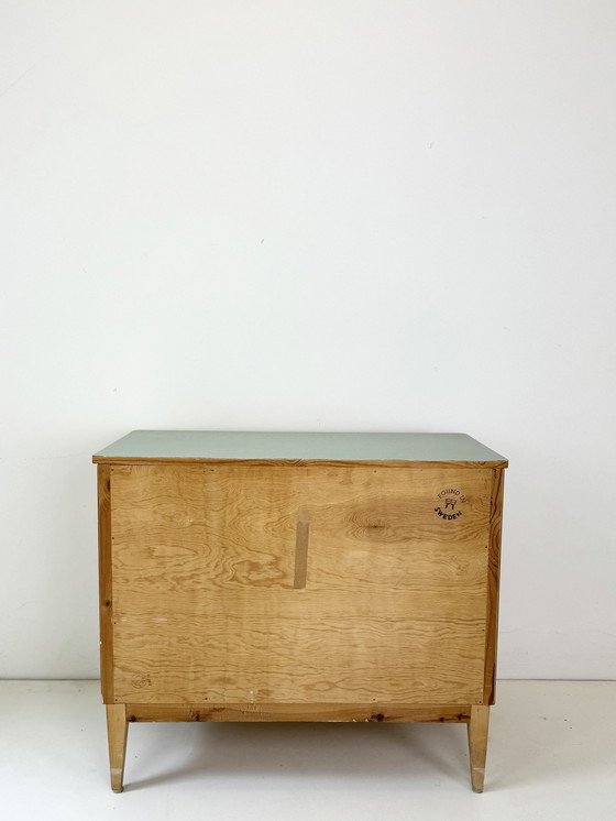 Image 1 of Commode vintage remise à neuf de Suède