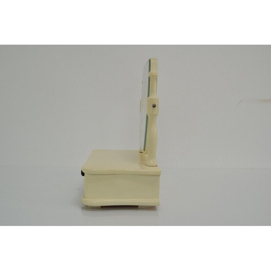 Image 1 of Toeletta vintage in legno per bambini con specchio, Cecoslovacchia, anni '70