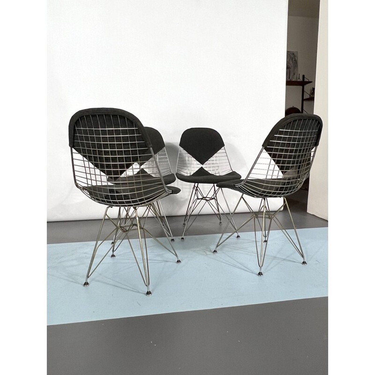 Set of mid-century Dkr Bikini chairs by Charles Eames for Herman