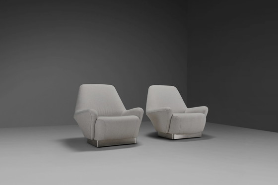 Image 1 of Rare Pair of Grey Fabric and Stainless Steel Lounge Chairs by Gianni Moscatelli