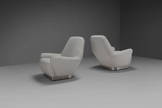 Image 1 of Rare Pair of Grey Fabric and Stainless Steel Lounge Chairs by Gianni Moscatelli