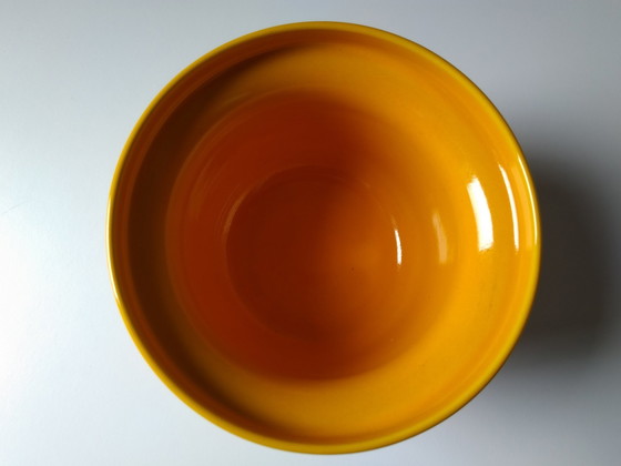 Image 1 of Triangle Huizen Holland, Laren, ochre yellow bowl, Bowl