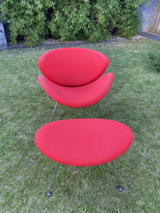 Artifort Orange Slice with ottoman