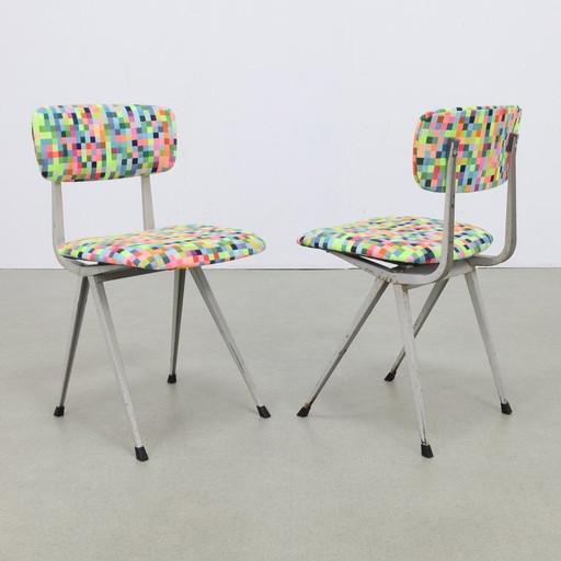 2X Dining chair Friso Kramer Ahrend 1960