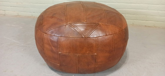 Image 1 of Pouf in pelle vintage, cognac, rotondo