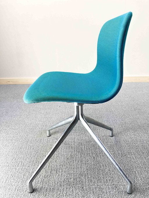 Hay AAC 11 Swivel Chair