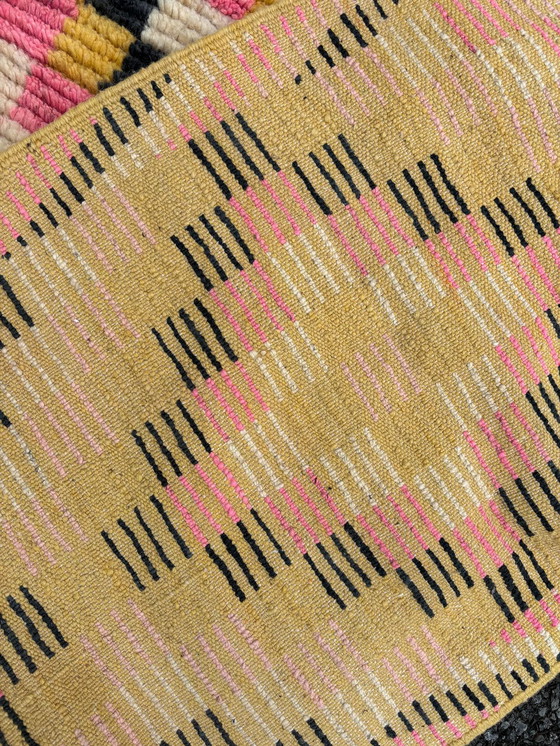 Image 1 of Tapis berbère marocain Runner Soft Pink