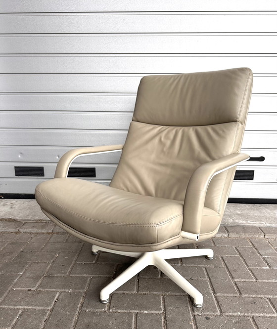 Image 1 of Artifort F141 Design Armchair