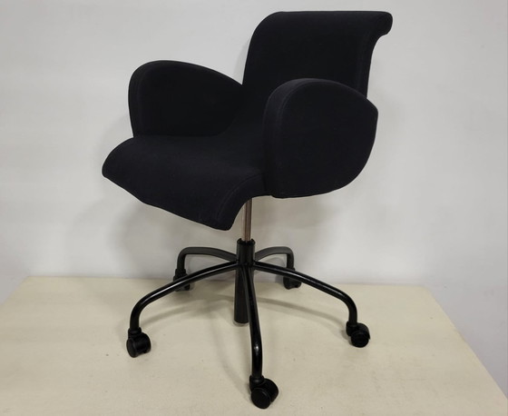 Image 1 of 3X Lensvelt Flag Meeting Chair, Black