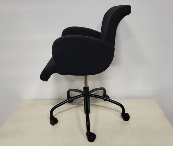 Image 1 of 3X Lensvelt Flag Meeting Chair, Black