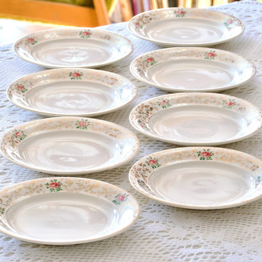 8 Plates Villeroy & Boch "Flirty" Collection