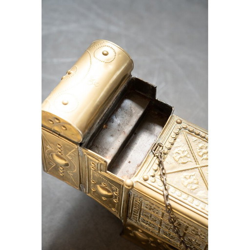 Vintage shoe polisher in brass and natural wood, Türkiye 1970