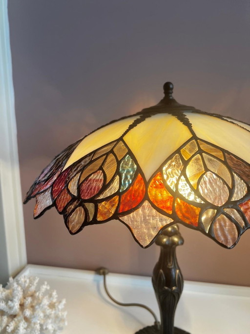 Vintage Table Lamp Tiffany Style Stained Glass Peacock Feathers