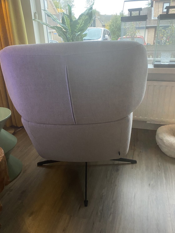 Image 1 of Swivel Armchair Pebble Light Gray With Black Cross Base