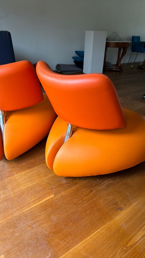 Image 1 of 2x Leolux Pallone armchairs