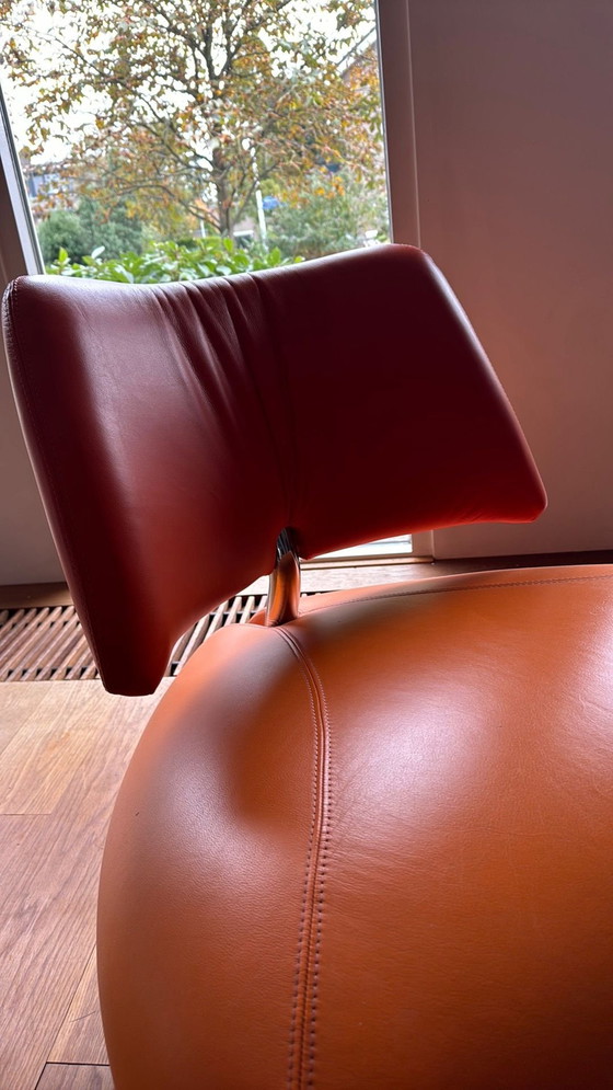 Image 1 of 2x Leolux Pallone armchairs