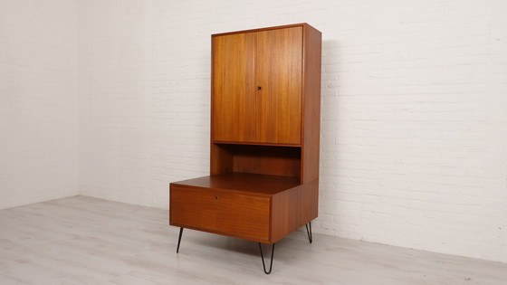 Image 1 of Credenza alta vintage