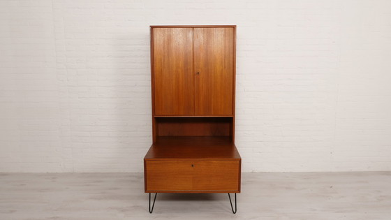 Image 1 of Credenza alta vintage