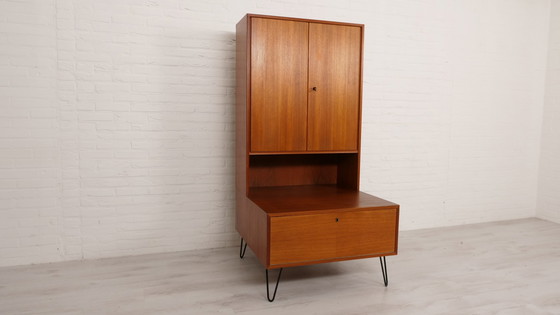 Image 1 of Credenza alta vintage