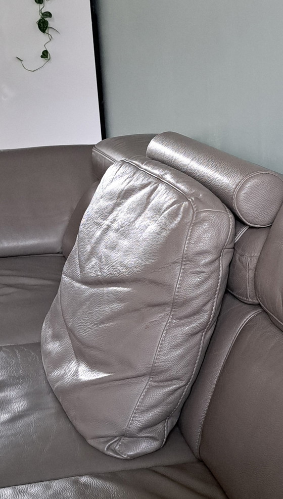 Image 1 of Montèl leather corner sofa