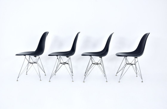 Image 1 of Chaises de salle à manger DSR par Charles & Ray Eames pour Herman Miller, 1970, ensemble de 4