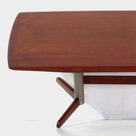 Image 1 of Table basse vintage en teck par Topform