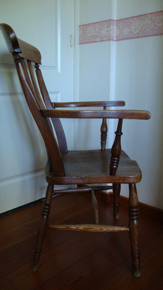 Image 1 of Antique English windsor armchair