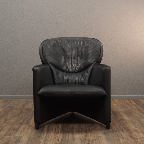 Image 1 of Leolux Excalibur leather armchair & Stools