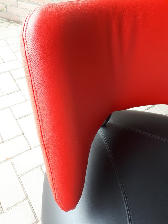 Image 1 of Leolux Pallone design armchair