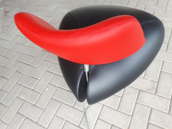 Image 1 of Leolux Pallone design armchair